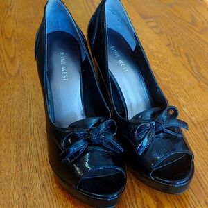 New Nine West Patent Faux-Leather Peep-toe Heels